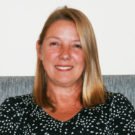 Alumni success 'spotlight' interview with Lisa Larsen 9 Lisa Larsen Portrait Lg Make Art That Sells Alumni success 'spotlight' interview with Lisa Larsen