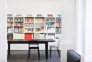 Janine Vangool of UPPERCASE magazine: Behind the scenes 2 UPPERCASE workshop library area 1 LOW Make Art That Sells Janine Vangool of UPPERCASE magazine: Behind the scenes