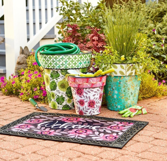 Hear what it’s really like to win the Global Talent Search! INTERVIEW with KATE MASON 3 katemason pots Make Art That Sells Hear what it’s really like to win the Global Talent Search! INTERVIEW with KATE MASON