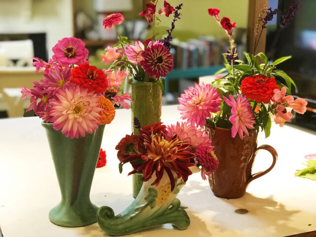 FREE illustration assignment #2 from art agent Lilla: How to make a new color palette 1 how to make a new color palette